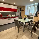Stylish In - Perfect For Couples, Groups And Sightseers Apartamento Budapeste