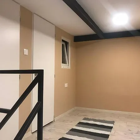 Separate Flat,3 Rooms!central Location-best Price! Apartment *